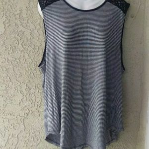 Gap/old navy gray striped black lace tank top